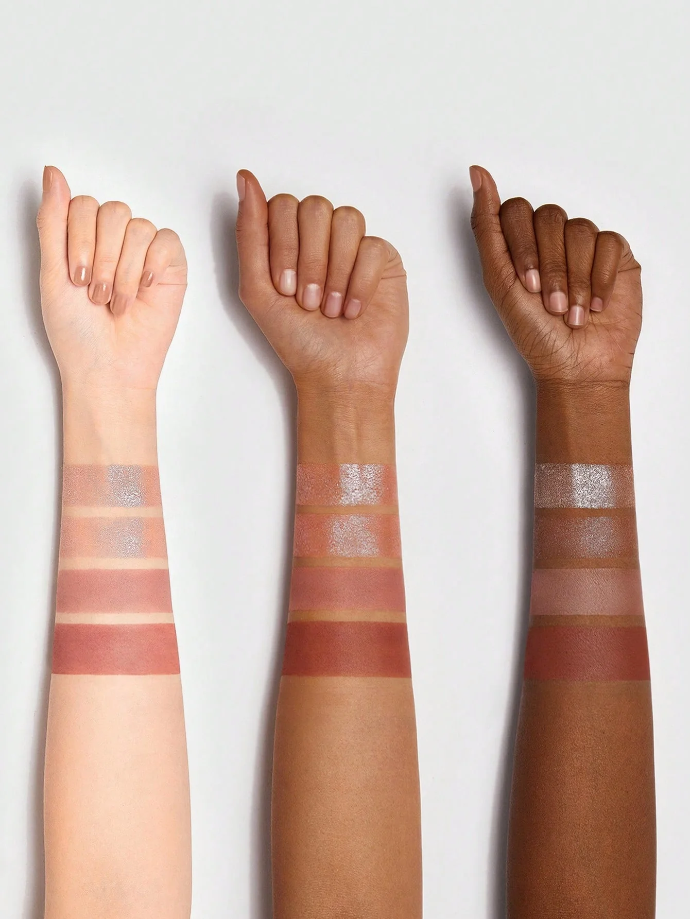 پالت سایه 4 رنگ شیگلم Cosmic Crystal Eyeshadow 2 پالت سایه 4 رنگ شیگلم Cosmic Crystal Eyeshadow - Image 2