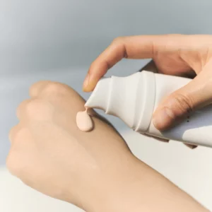 skin1004 madagascar centella tone brightening tone up sunscreen 37793801568502 1000x de28126a 8e0f 4f13 9ccb 9355d88ade77